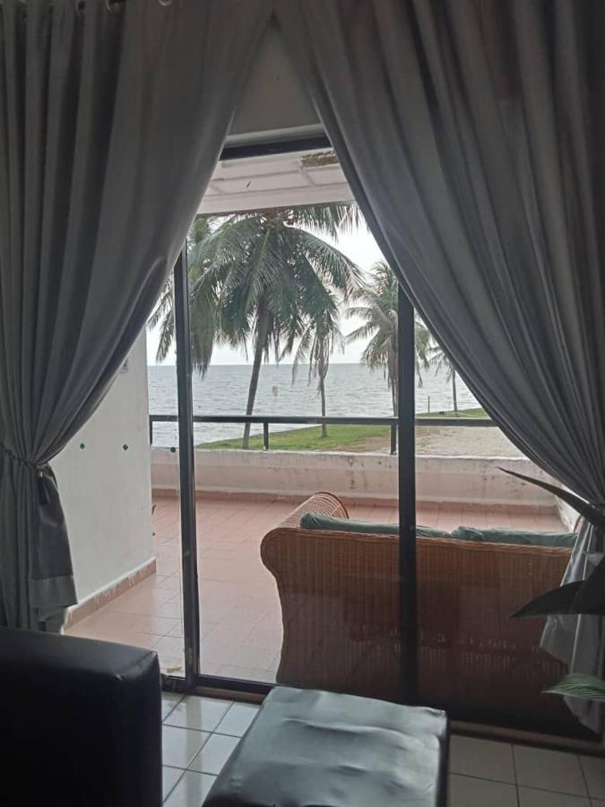 Pd Seaview Corus Paradise Lagoon Port Dickson Exterior photo
