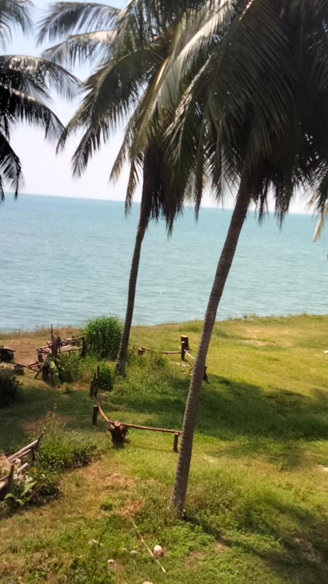 Pd Seaview Corus Paradise Lagoon Port Dickson Exterior photo