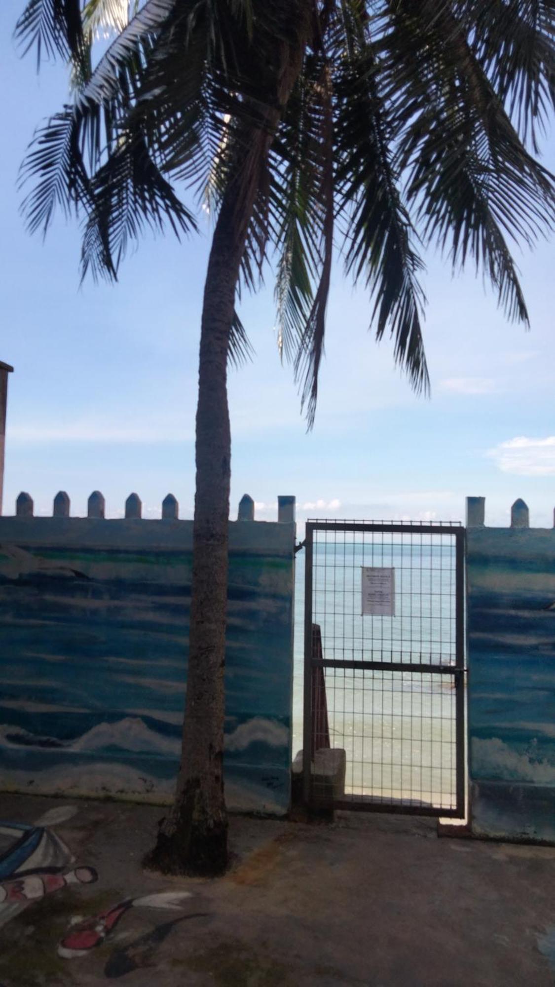 Pd Seaview Corus Paradise Lagoon Port Dickson Exterior photo